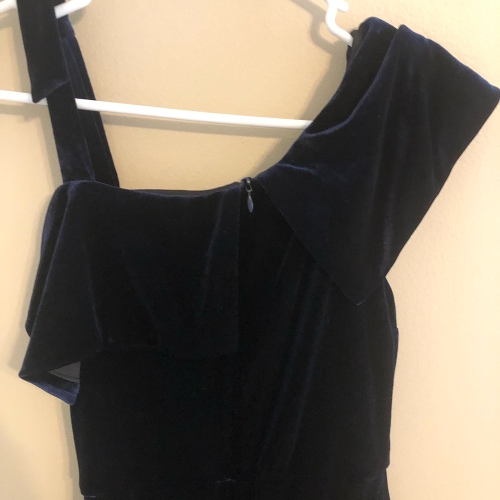 NWT Aqua Asymmetric One Shoulder Velvet Cocktail Dress - Picture 6 of 6